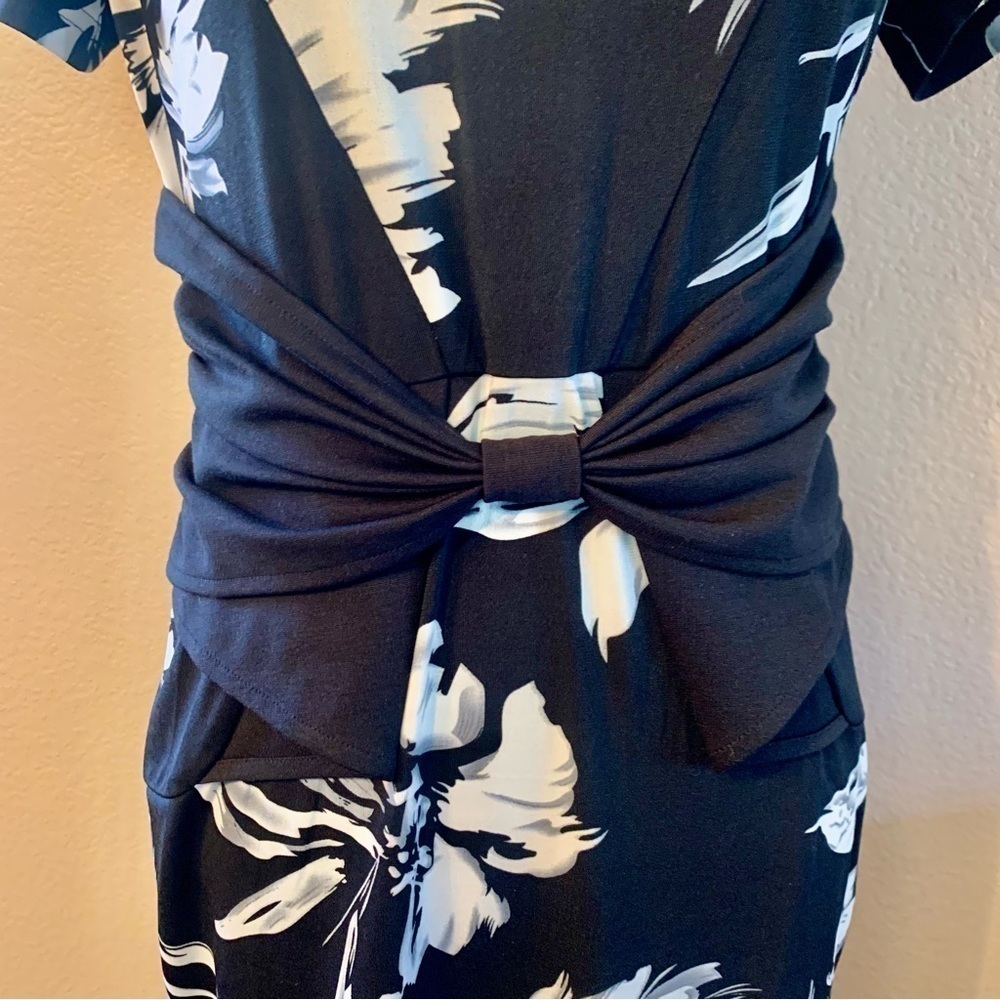 NWT VfEmage Dress Med Black White Floral Short Sleeve Black Bow at Waist Midi - Picture 3 of 16